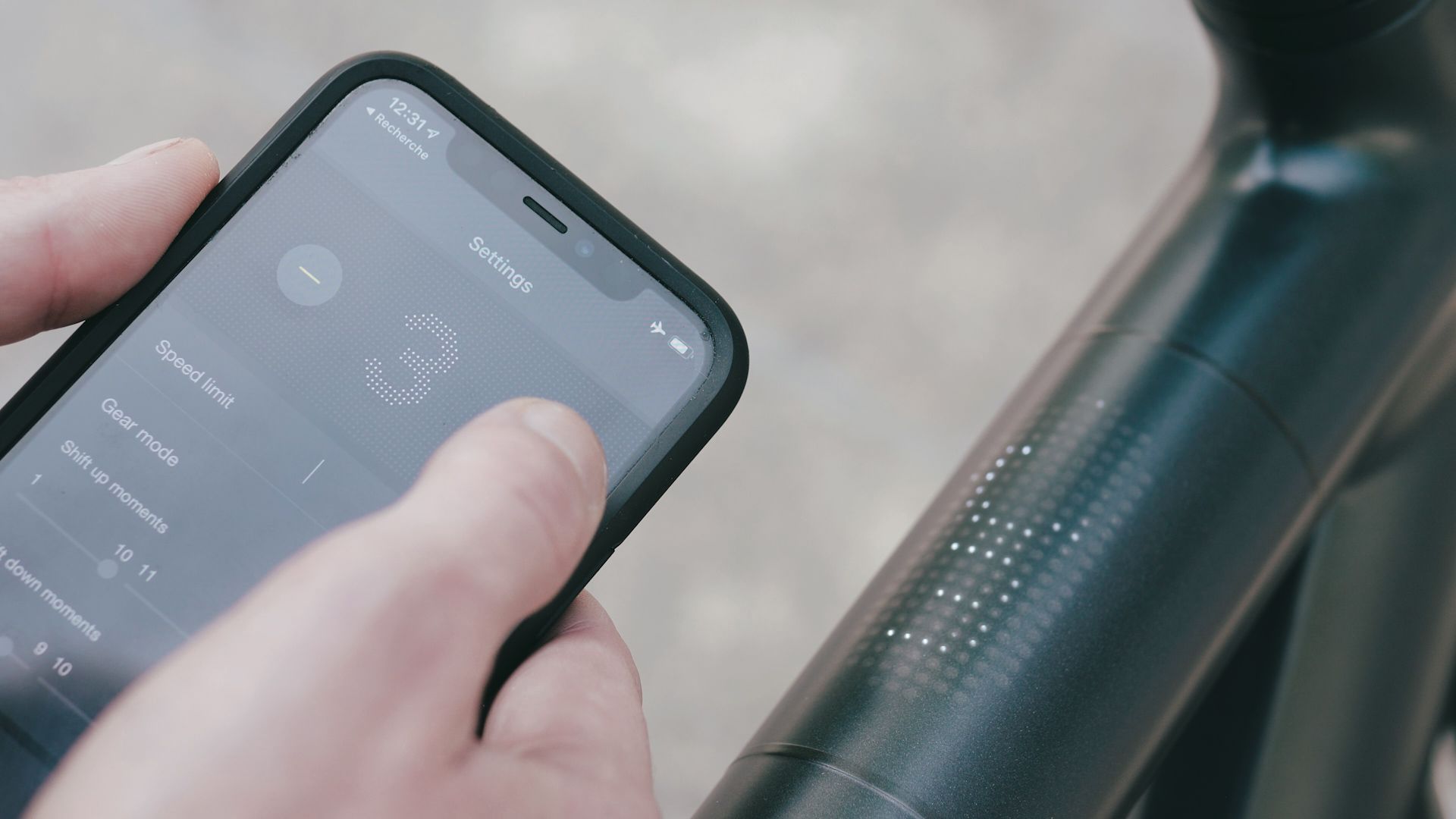 Pour empêcher la mort des vélos VanMoof, son concurrent Cowboy lance une appli