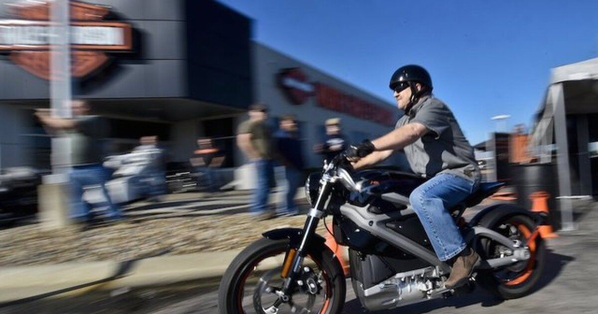 Riders notice dangerous driving on trip to Harley-Davidson Homecoming