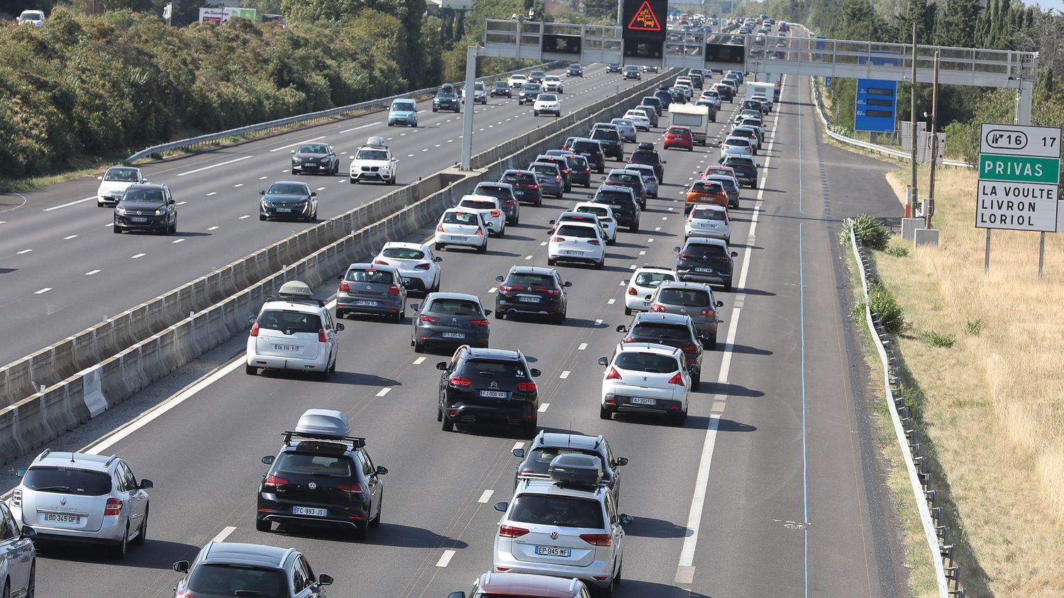 Circulation : environ 660 km de bouchons en France à la mi-journée