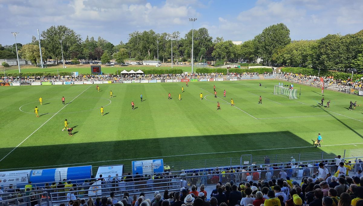 Football : un Stade Lavallois très sûr de lui croque le FC Nantes (3-0)