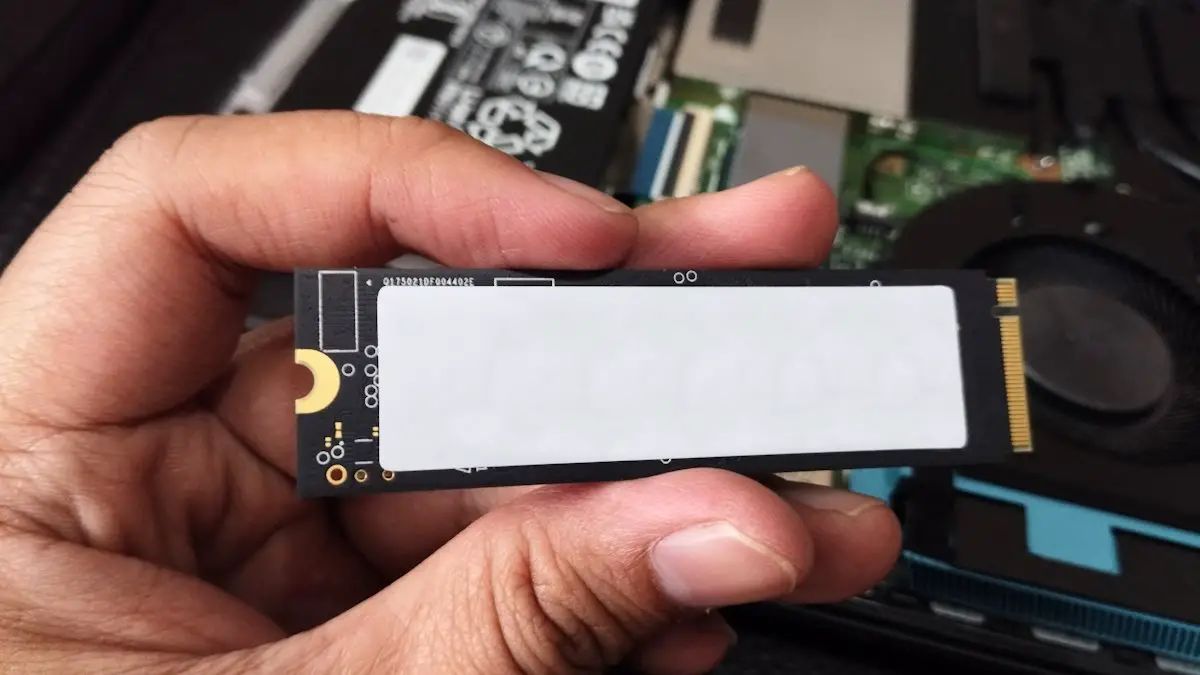 SSD 21 fois plus rapides : l'innovation de l'architecture découplée