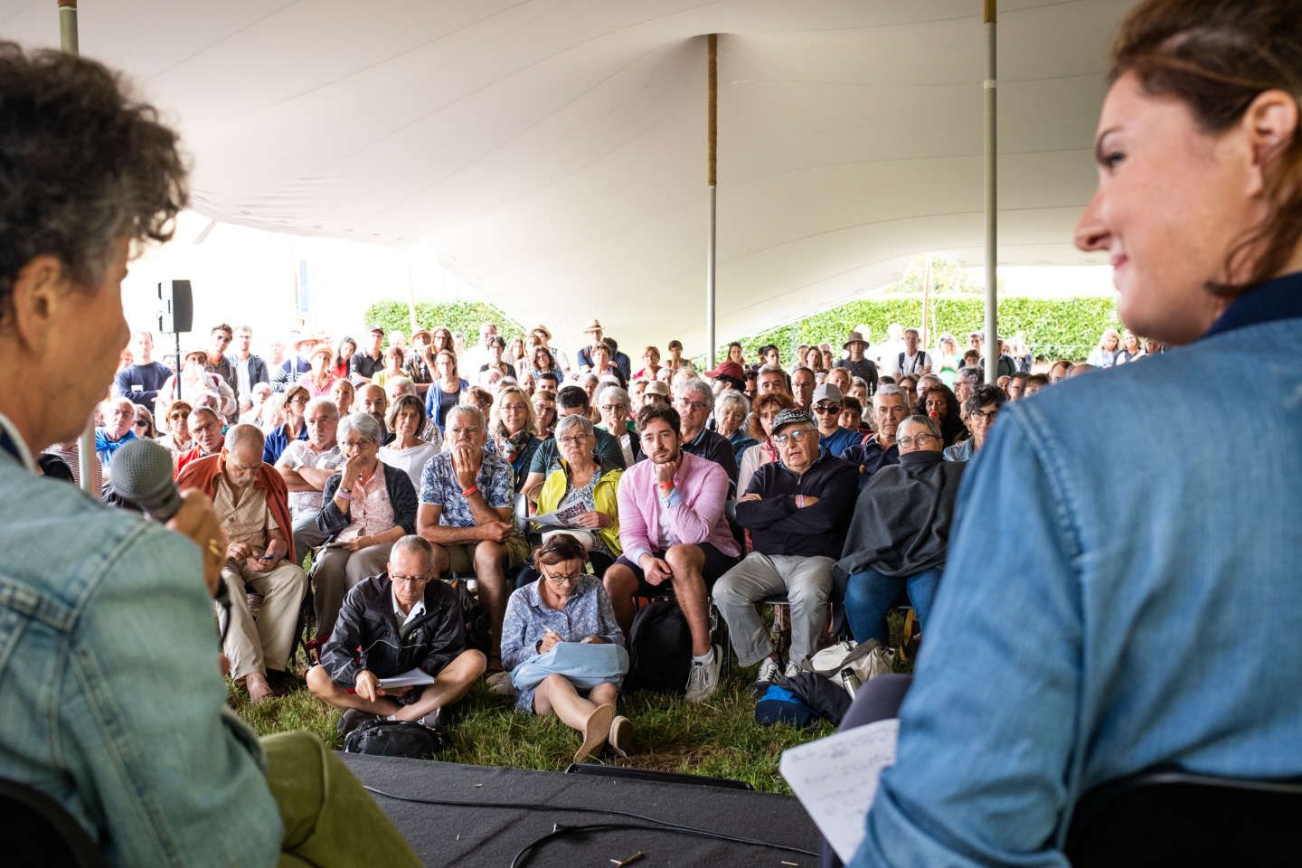 Au Festival international de journalisme de Couthures, des tentatives pour fuir l’" info-anxiété "