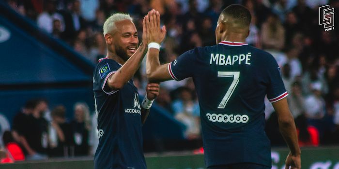 Neymar-Mbappé : Un duo magique puis des polémiques