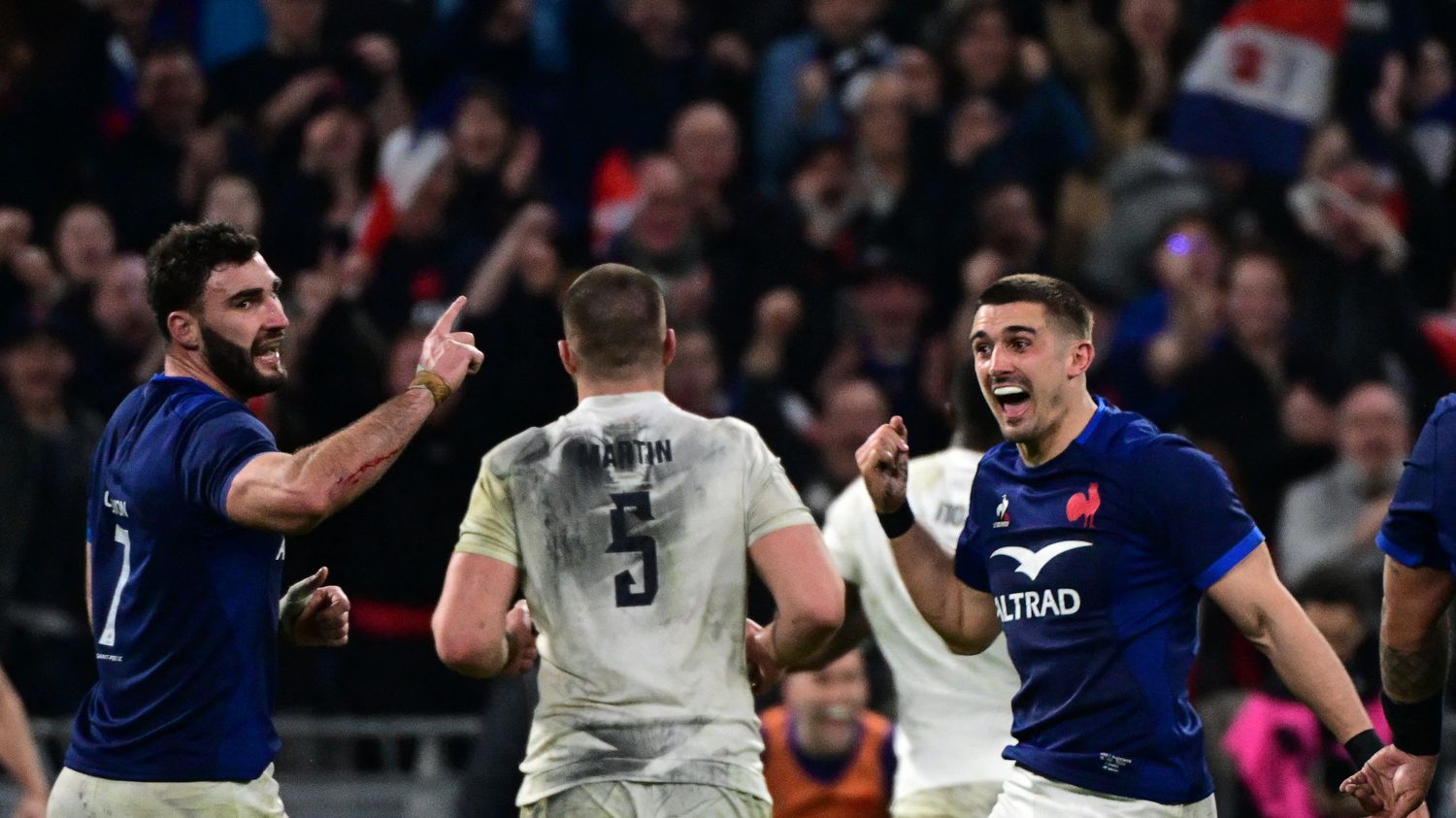 Six nations 2024 : le XV de France termine sur une bonne note en s'imposant face à l'Angleterre à domicile