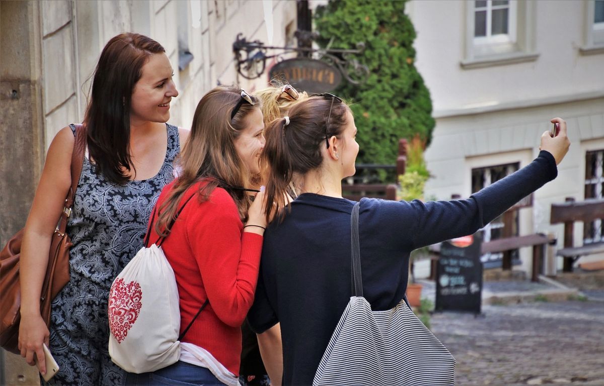 Autriche : Envahi par les touristes, ce village prend une décision radicale pour limiter les selfies