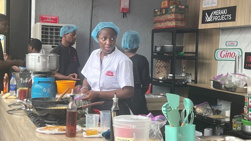 Hilda Bassey, Nigerian chef, cooks for 100 hours in world record attempt