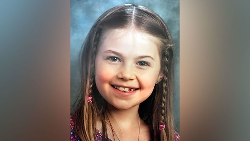 Kayla Unbehaun: Illinois girl who vanished 6 years ago with her mother is found in North Carolina