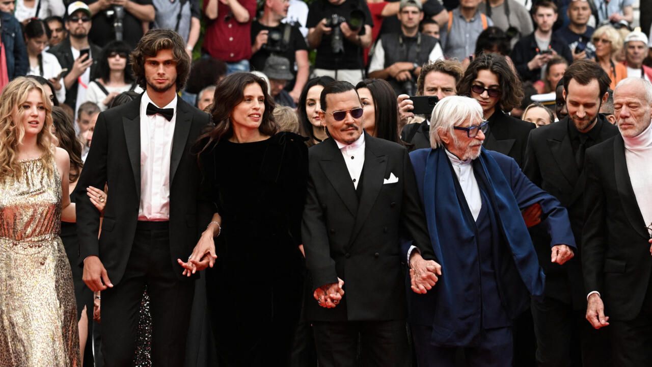 Scandale au palais : le Festival de Cannes déroule le tapis rouge pour le roi Johnny Depp