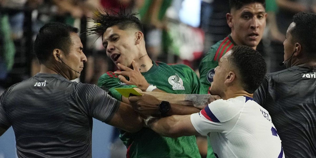 Homophobic chants force US-Mexico soccer match to end early in Las Vegas