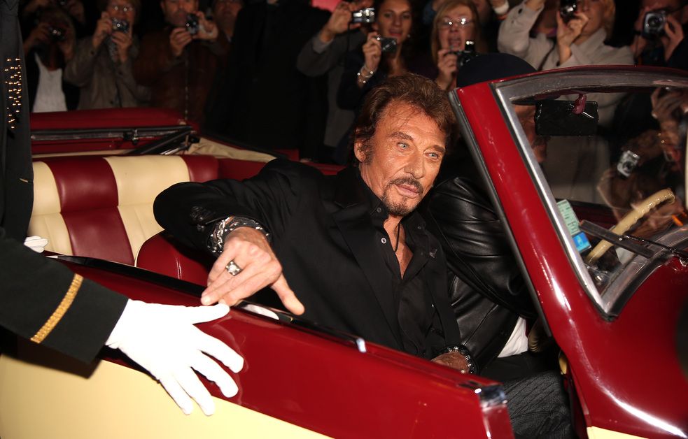 Johnny Hallyday aurait eu 80 ans : vintage, sobre ou surprenant… les hommages bouleversants de Jade, David et Laura