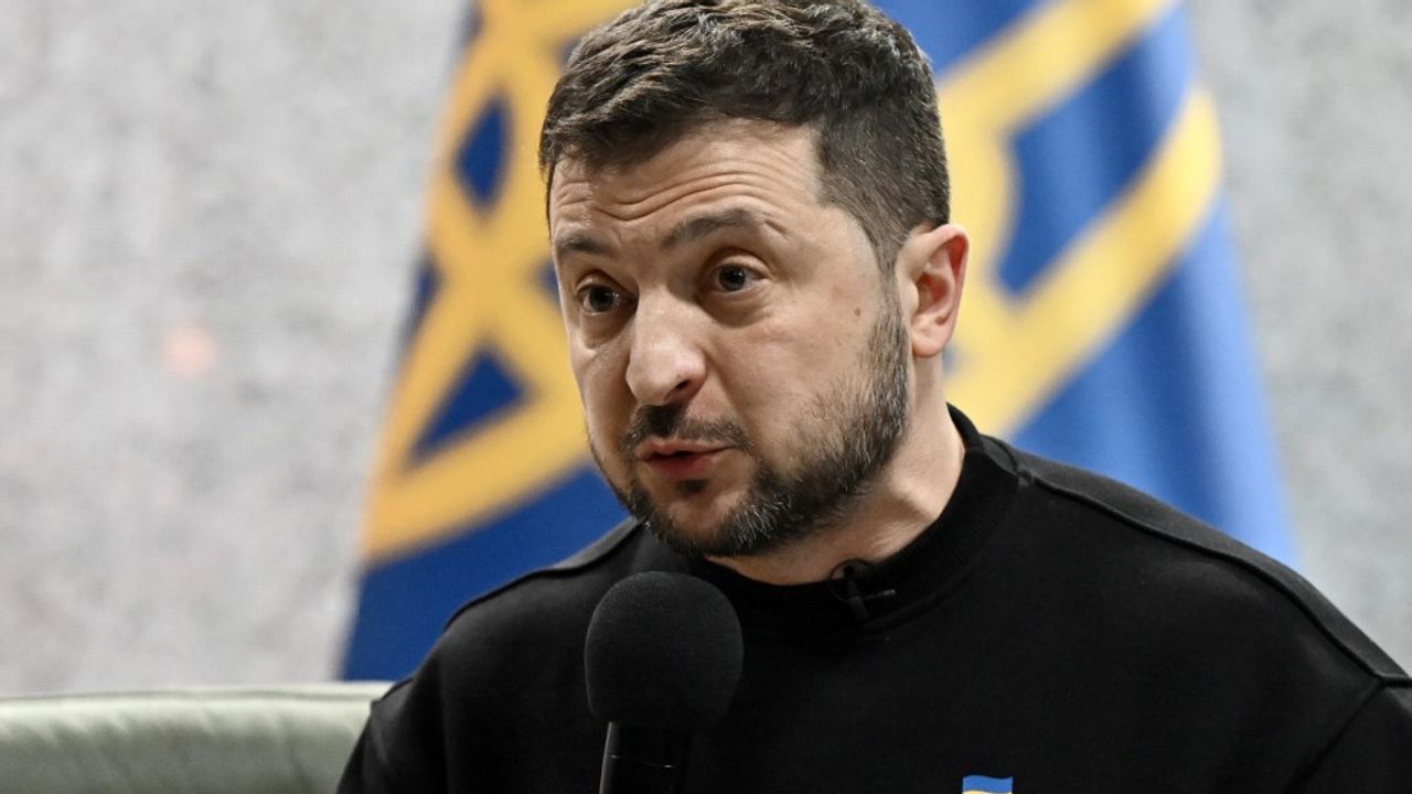 EN DIRECT - Guerre en Ukraine : Zelensky exclut toute négociation avec Moscou