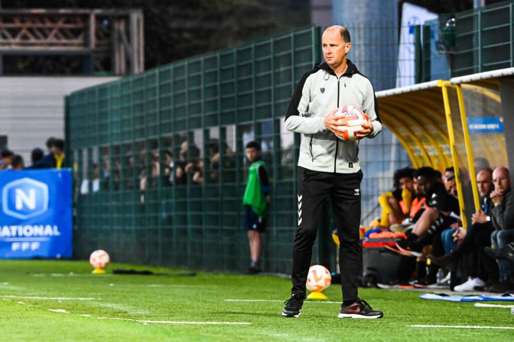 Stéphane Le Mignan : « J’espère d’ici à lundi, avoir deux ou trois recrues supplémentaires »