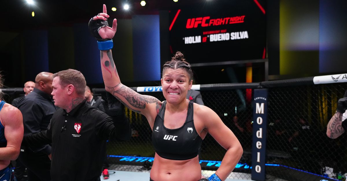 ‘A very nasty choke‘: Fighters react to Mayra Bueno Silva’s finish of Holly Holm at UFC Vegas 77