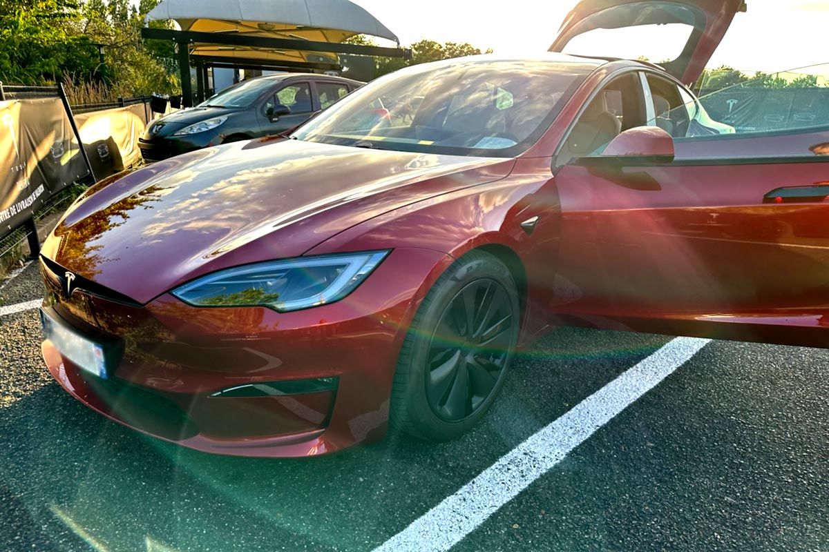 Témoignage - Romuald est mécontent de la livraison de sa Tesla Model S Plaid