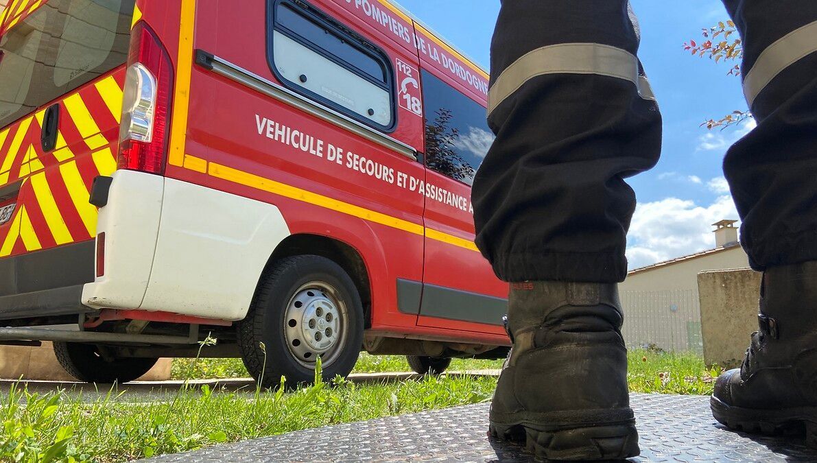 Une jeune pompier secourue par ses collègues après un accident en Dordogne