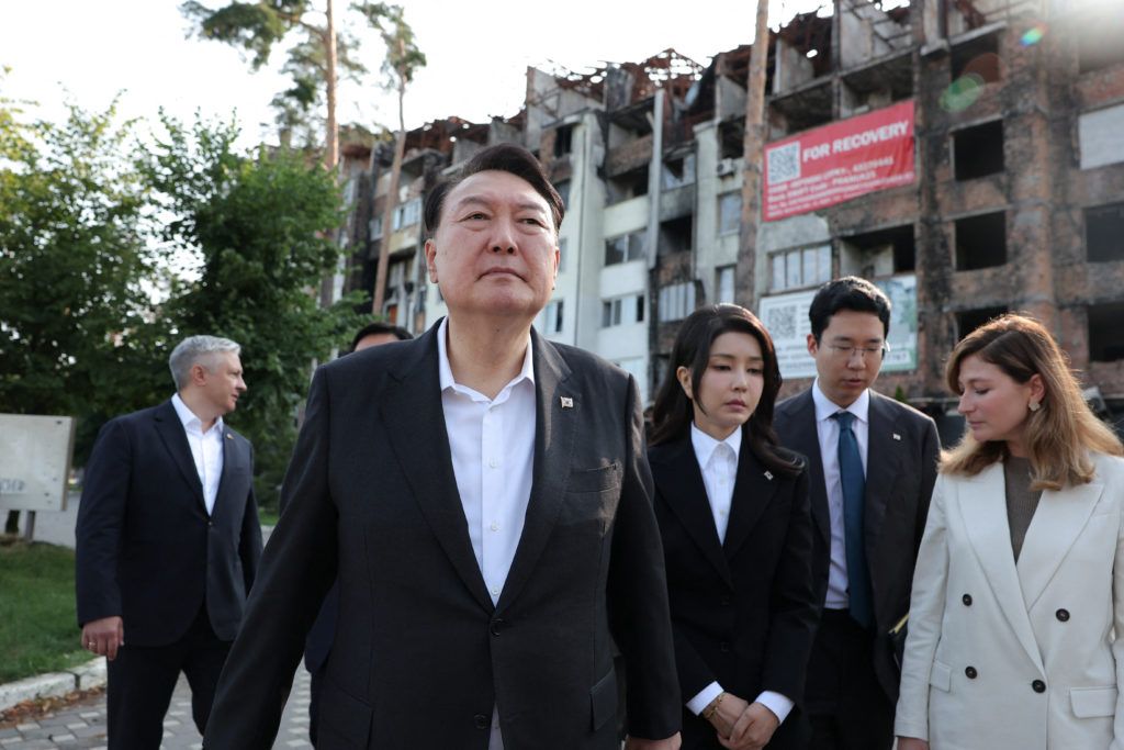 South Korean President Yoon makes surprise visit to Ukraine, pledges to expand support