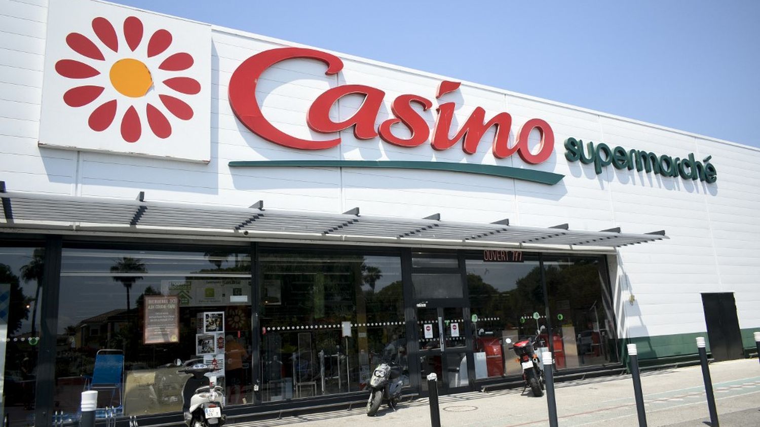 Reprise de Casino : le trio Niel-Pigasse-Zouari jette l'éponge, Kretinsky reste seul en lice