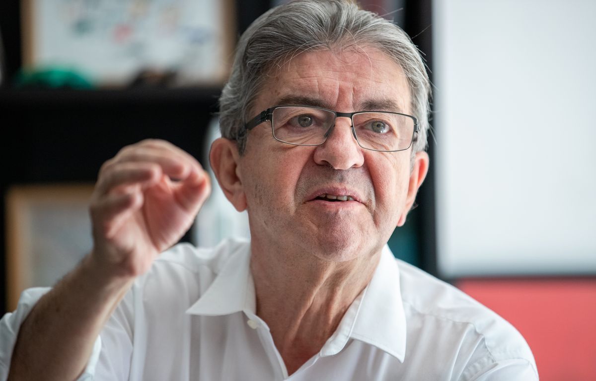 Mélenchon dénonce la « jonction dans les faits