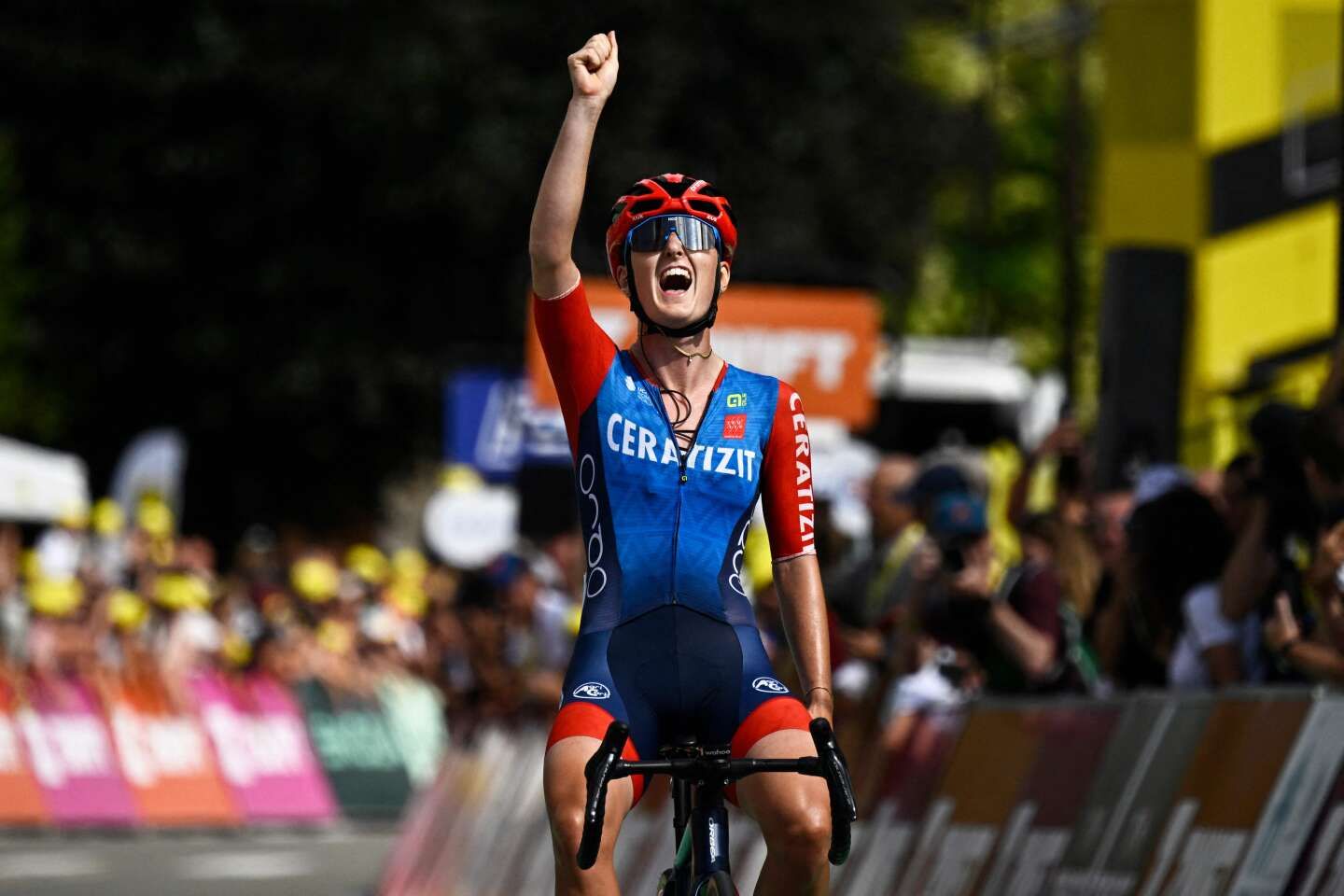 Cédrine Kerbaol, première Française à remporter une étape du Tour de France Femmes depuis 1989