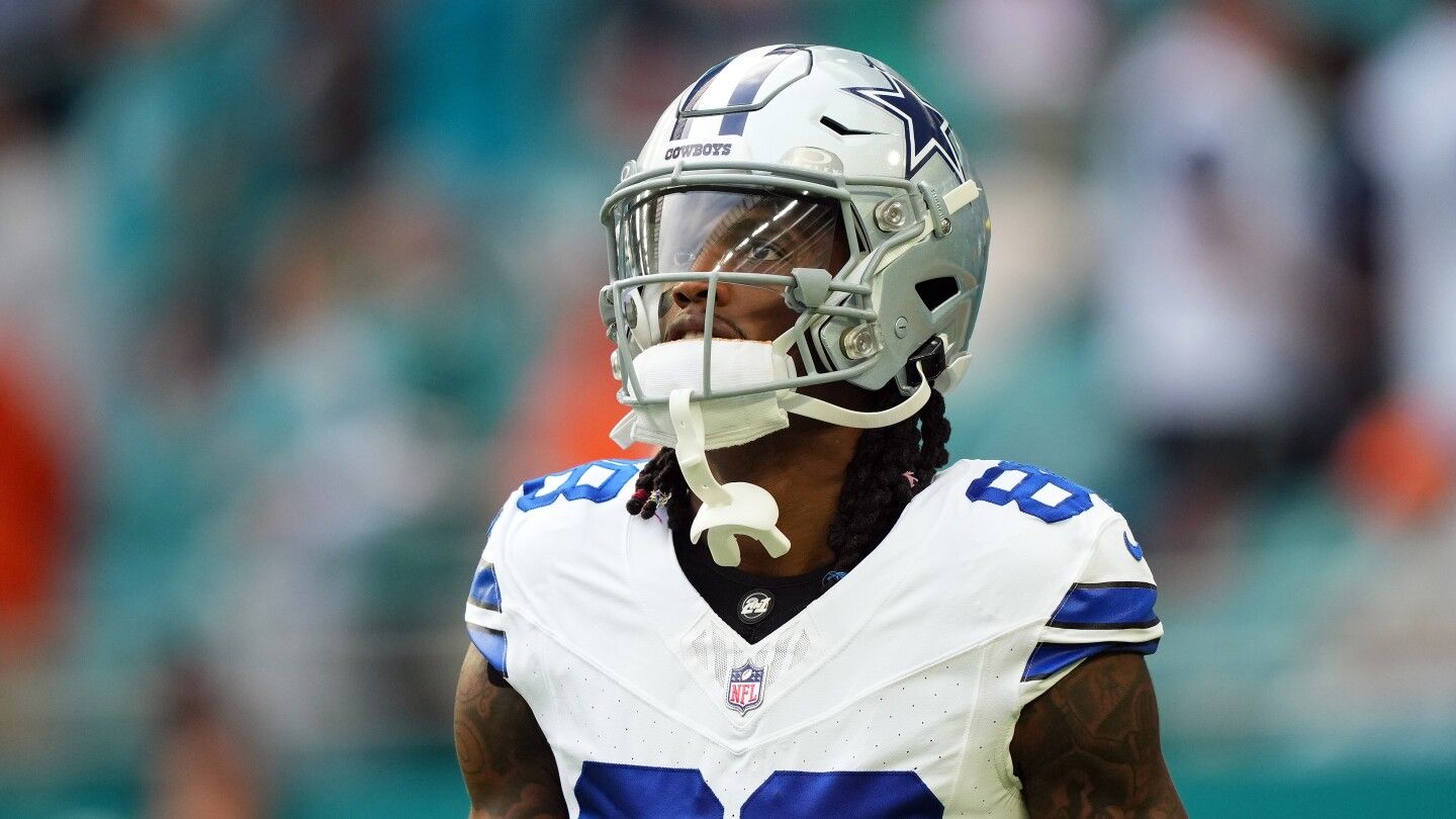 Report: Cowboys talked to CeeDee Lamb's representation Thursday to try to finalize deal