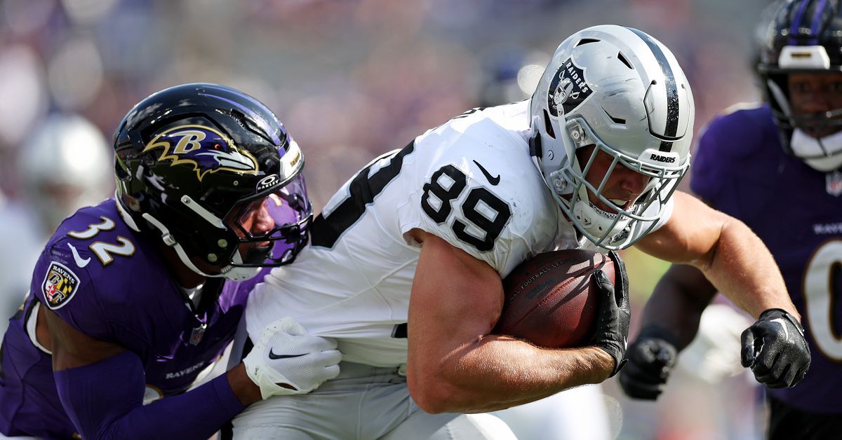 Raiders Week 2 winners and losers: Brock Bowers breaks out in Baltimore