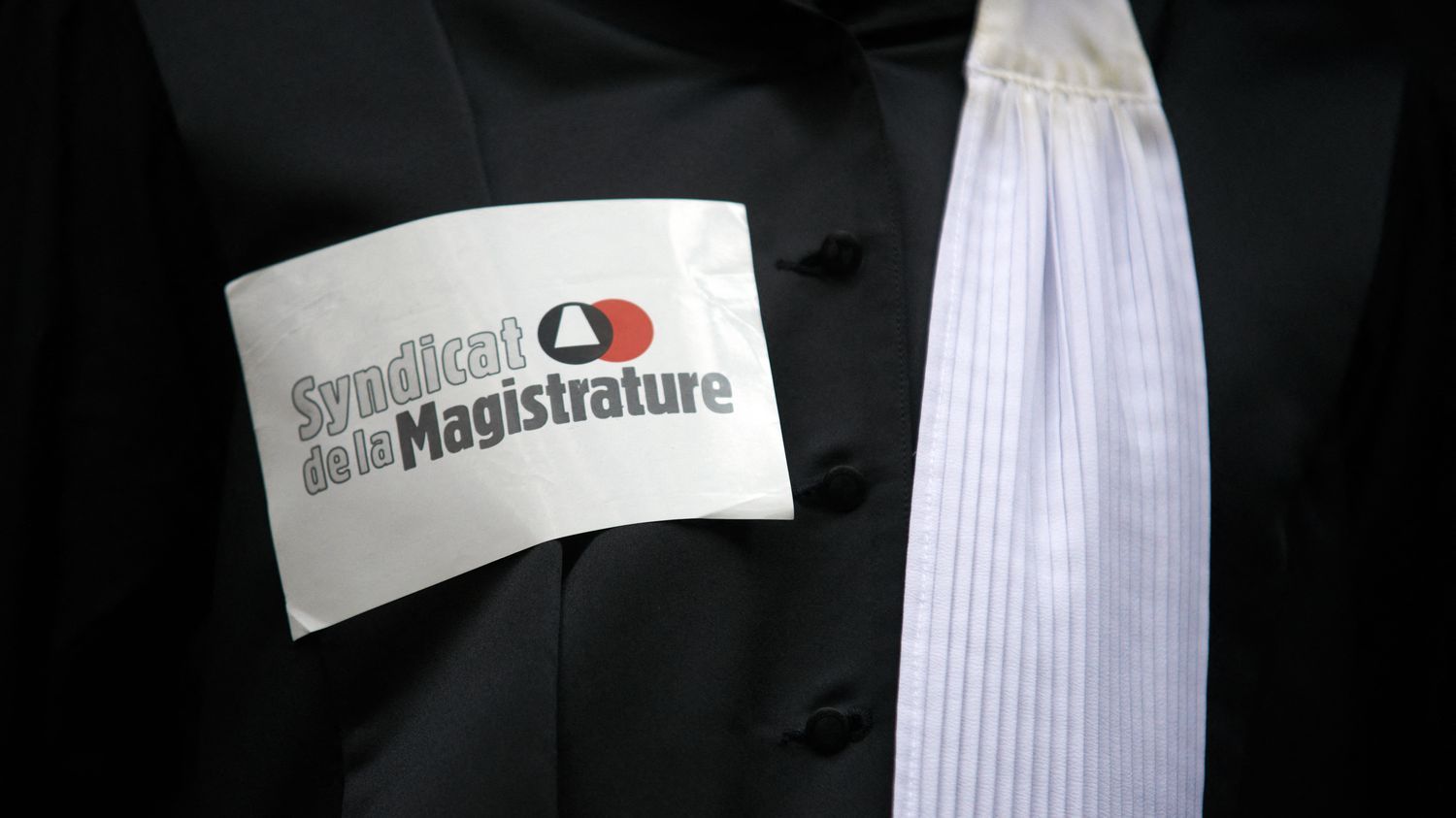 "La loi ne doit pas tout permettre", estime le Syndicat de la magistrature, après la censure partielle par le Conseil Constitutionnel du projet de loi justice