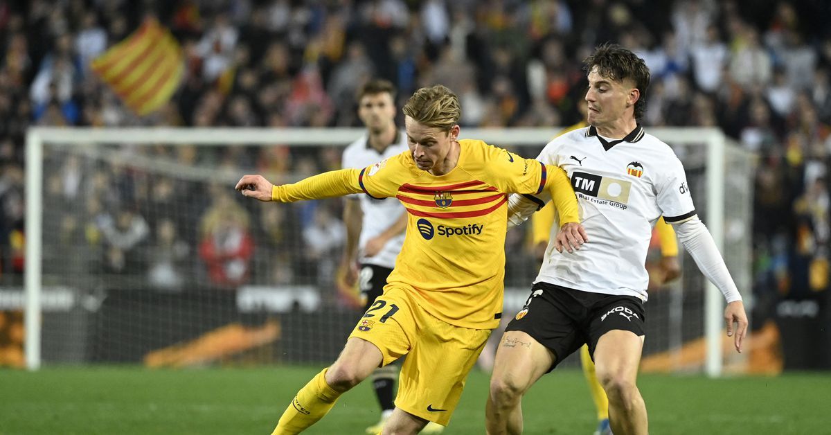 Valencia vs Barcelona, La Liga: Final Score 1-1, Barça struggle again as awful game ends all square at Mestalla