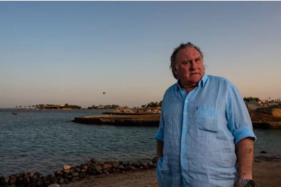 Visé par une nouvelle enquête pour agression sexuelle, Gérard Depardieu en vacances en Guadeloupe