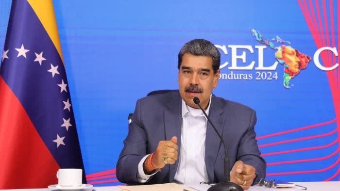 US reimposes oil sanctions on Venezuela after broken election promises