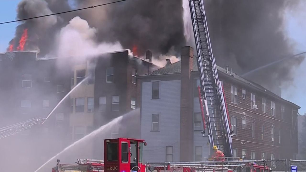 Portland, OR Goose Hollow apartment residents react to fire