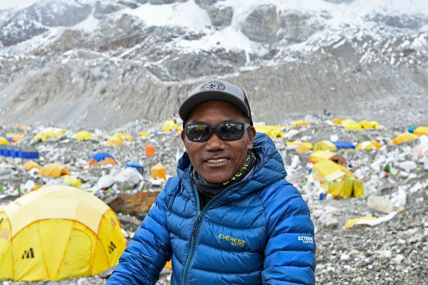 L’Everest pour la 27ᵉ fois : le Népalais Kami Rita Sherpa établit un nouveau record