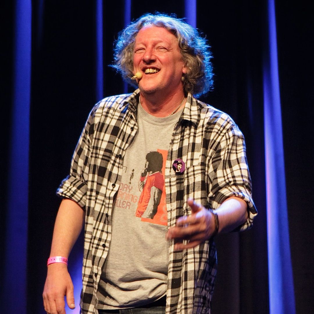 Comedian Andy Smart Dies "Unexpectedly" at Age 63