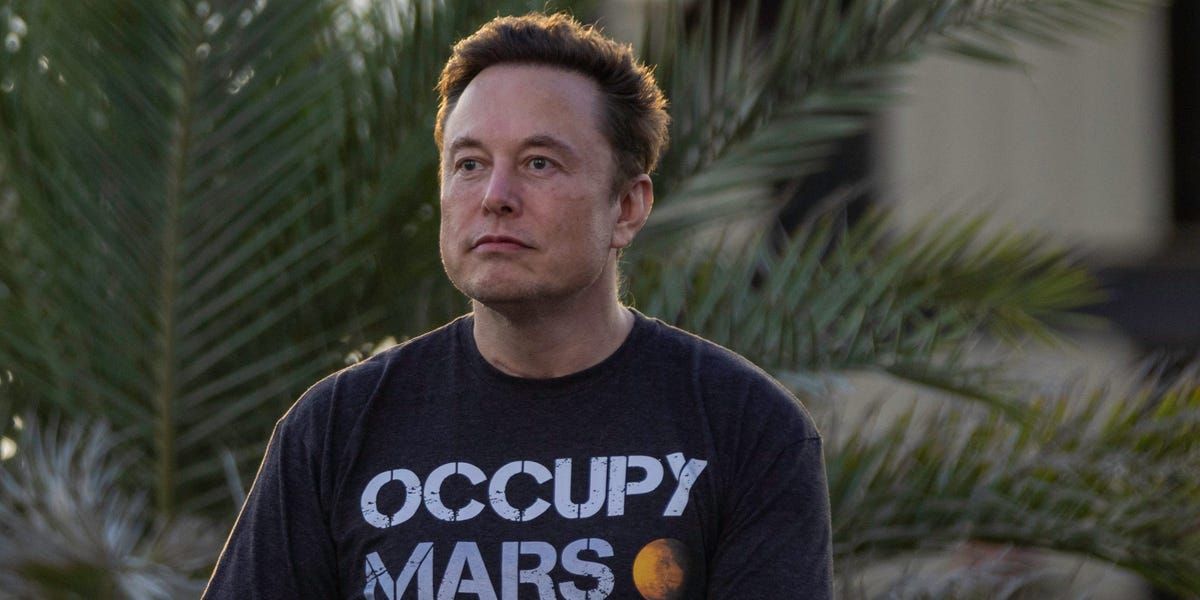 Read Elon Musk's Advice for Choosing Career Amid Rise of AI