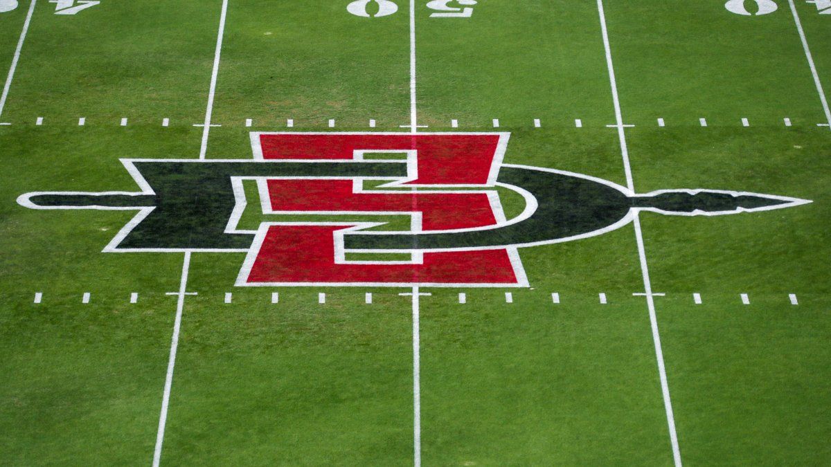 San Diego State reportedly informs Mountain West conference of exit plans