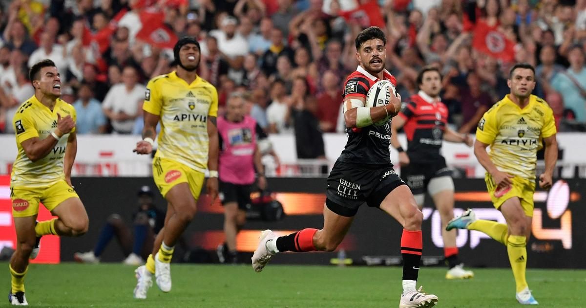 Toulouse-La Rochelle : un service de Dupont et une course de 70 mètres, l'essai de la gagne de Ntamack en vidéo