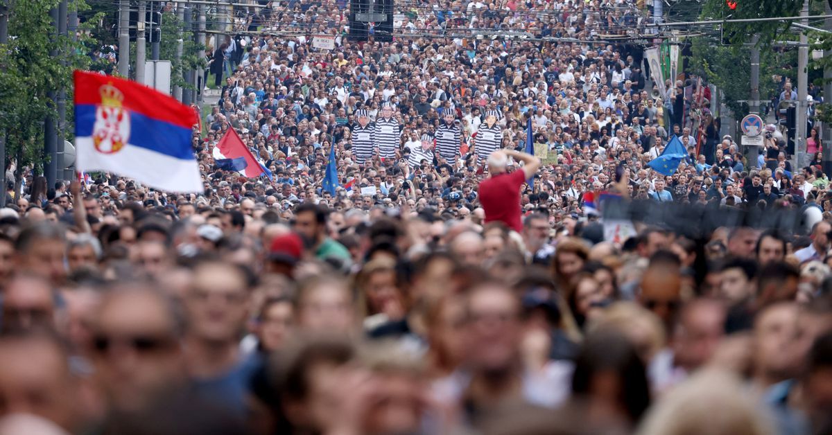 'Vucic out': Serbian protesters keep heat on government