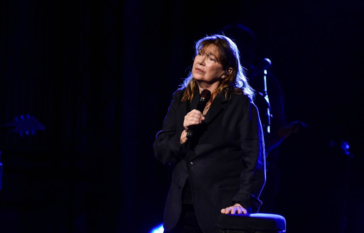 Hommages à Jane Birkin, semaine caniculaire et " homicide routier "