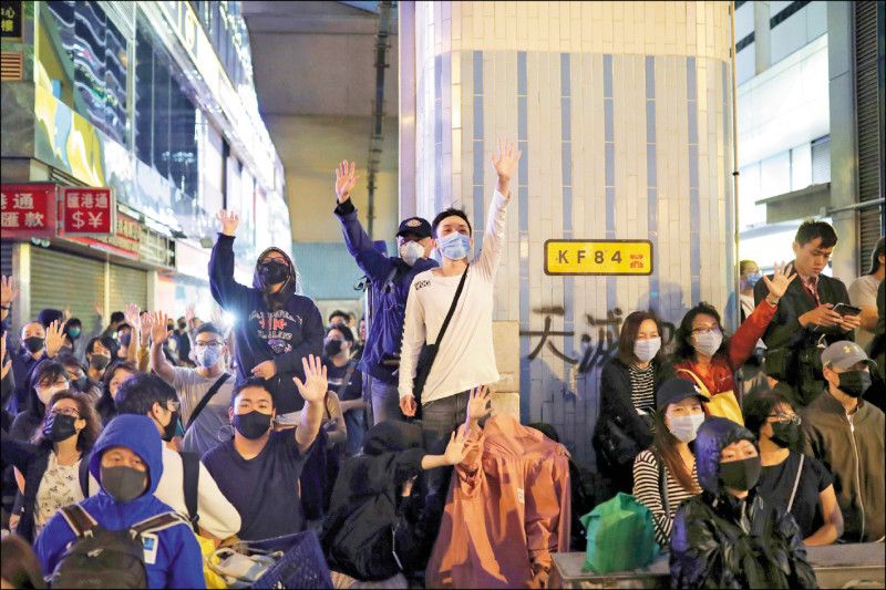 香港理大抗爭秋後算帳 125人總刑期逾500年