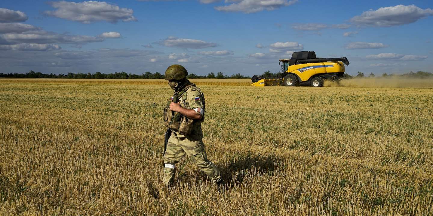 Guerre en Ukraine : la Russie suspend sa participation à l’accord sur l’exportation des céréales ukrainiennes