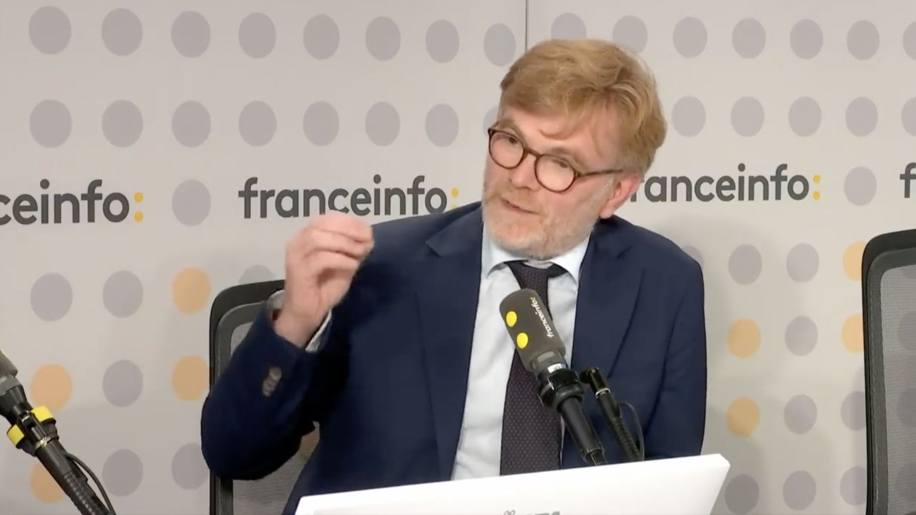 Marc Fesneau tente de répondre aux critiques après avoir jugé les " températures assez normales " cet été