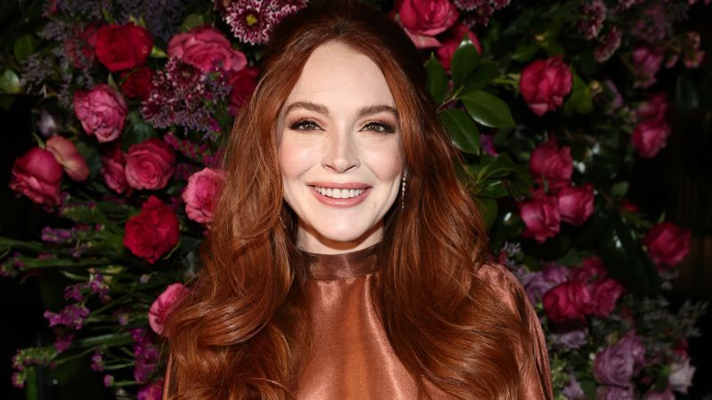 Lindsay Lohan welcomes baby boy