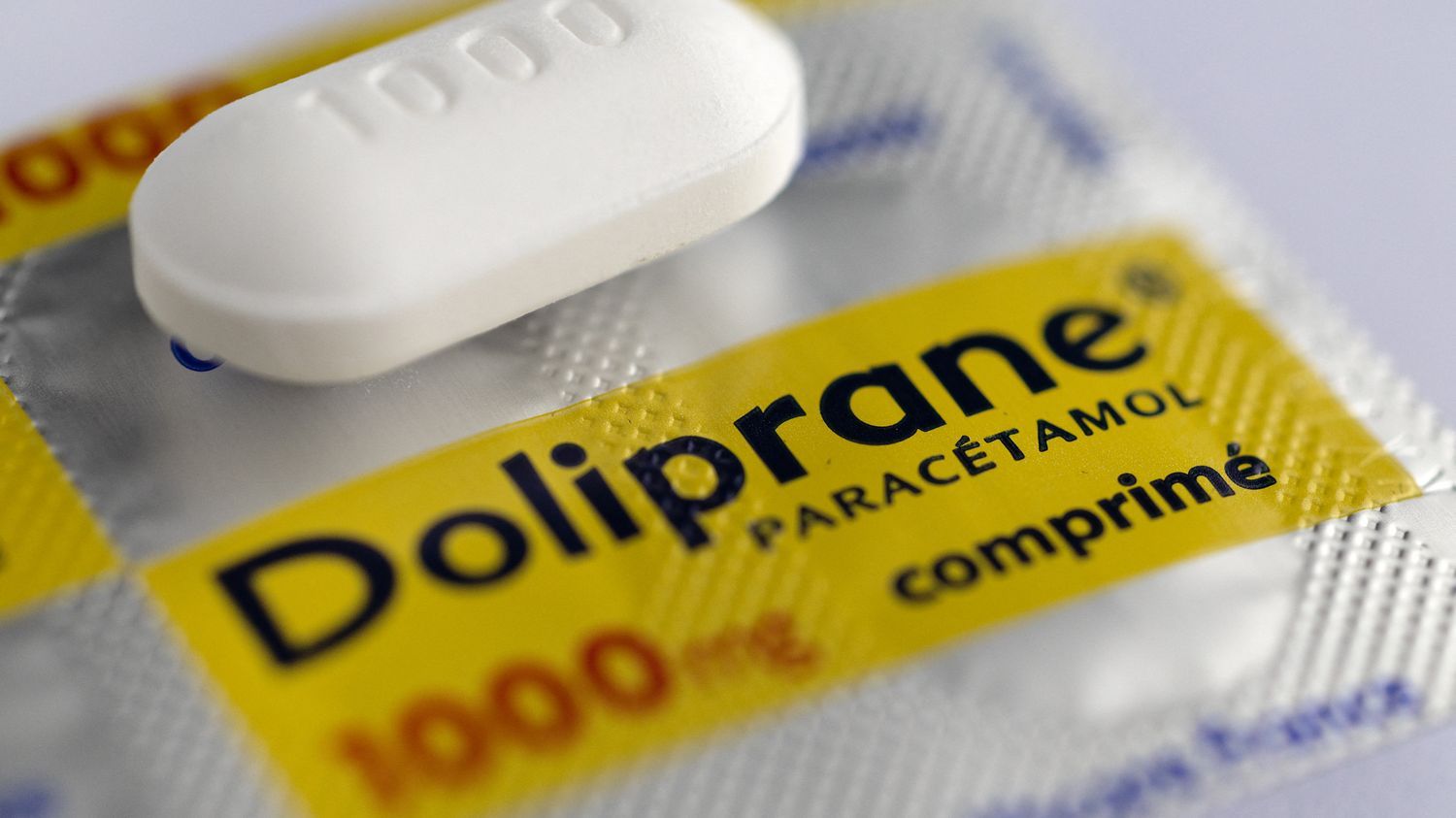 Cession de Doliprane : Sanofi "s'étonne" d'avoir reçu une offre améliorée du fonds français d'investissement PAI hors des délais