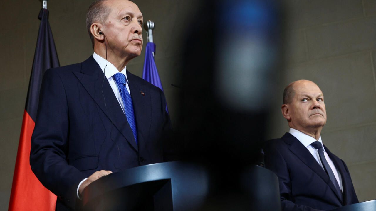 Scholz et Erdogan affichent leurs divergences sur le conflit Israël-Hamas