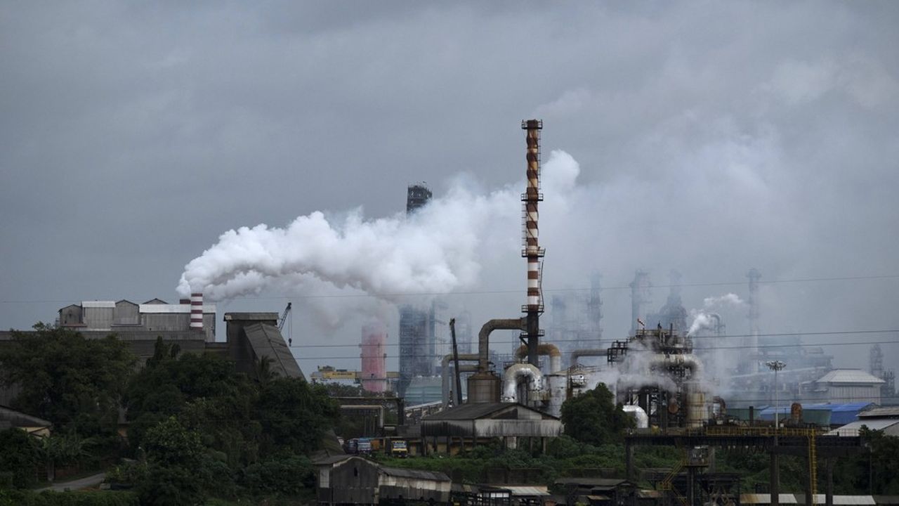 L'UE évoque des sanctions sur les carburants raffinés par l'Inde à partir de pétrole russe