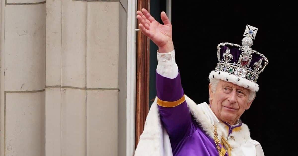 Cancer de Charles III : que vient exactement faire le roi en France ?