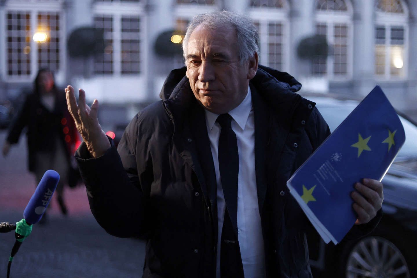 Remaniement : François Bayrou s’estime " hors jeu " dans la course à Matignon