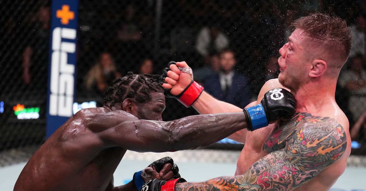 Jared Cannonier delivers record-breaking performance in main event war with Marvin Vettori at UFC Vegas 75