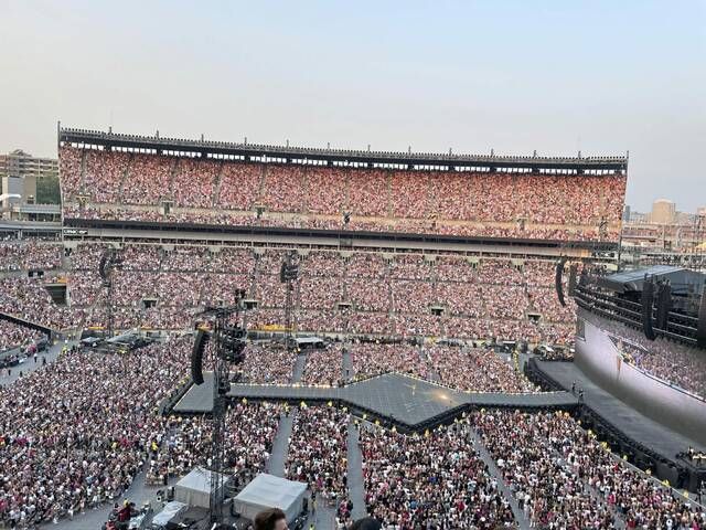 Taylor Swift's 2nd night in Pittsburgh sets Acrisure Stadium attendance record