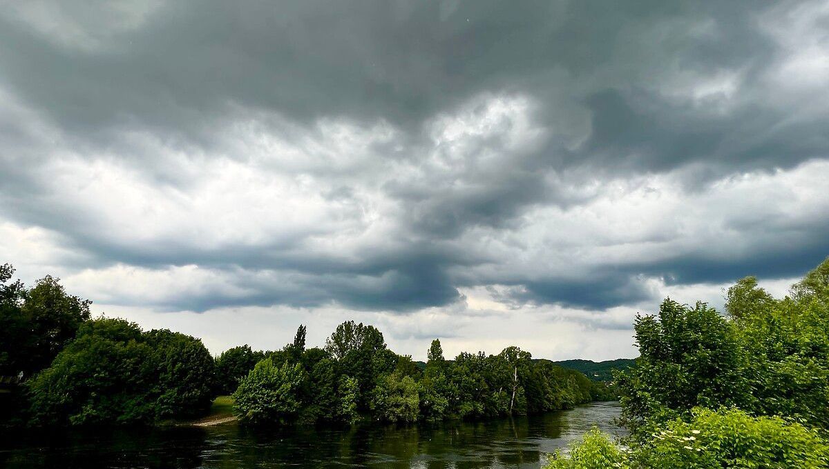 Orages : 39 départements en vigilance orange ce dimanche après-midi