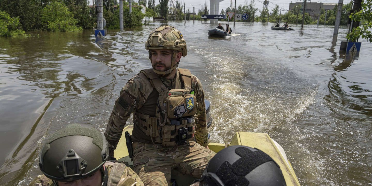 Guerre en Ukraine, en direct : après la destruction du barrage de Kakhovka, le niveau de l’eau baisse dans la région de Kherson, " six villages restent inondés "